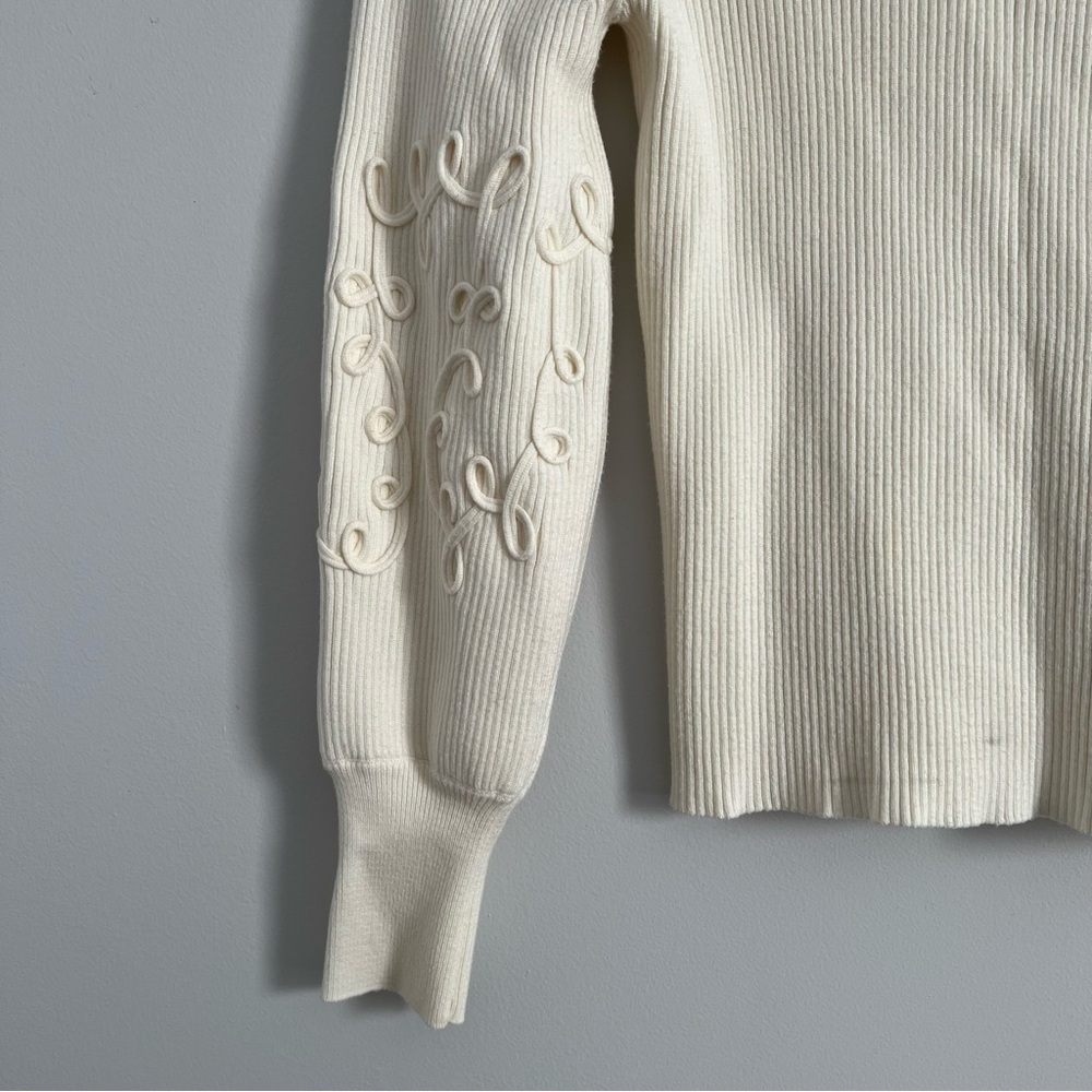 Elegant Cream Sweater with Embroidered Sleeves - Picture 6 of 8